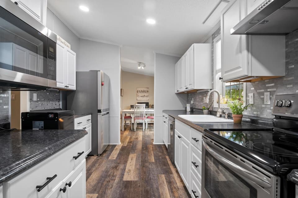 1650 Blair Street, photo 14 of 40