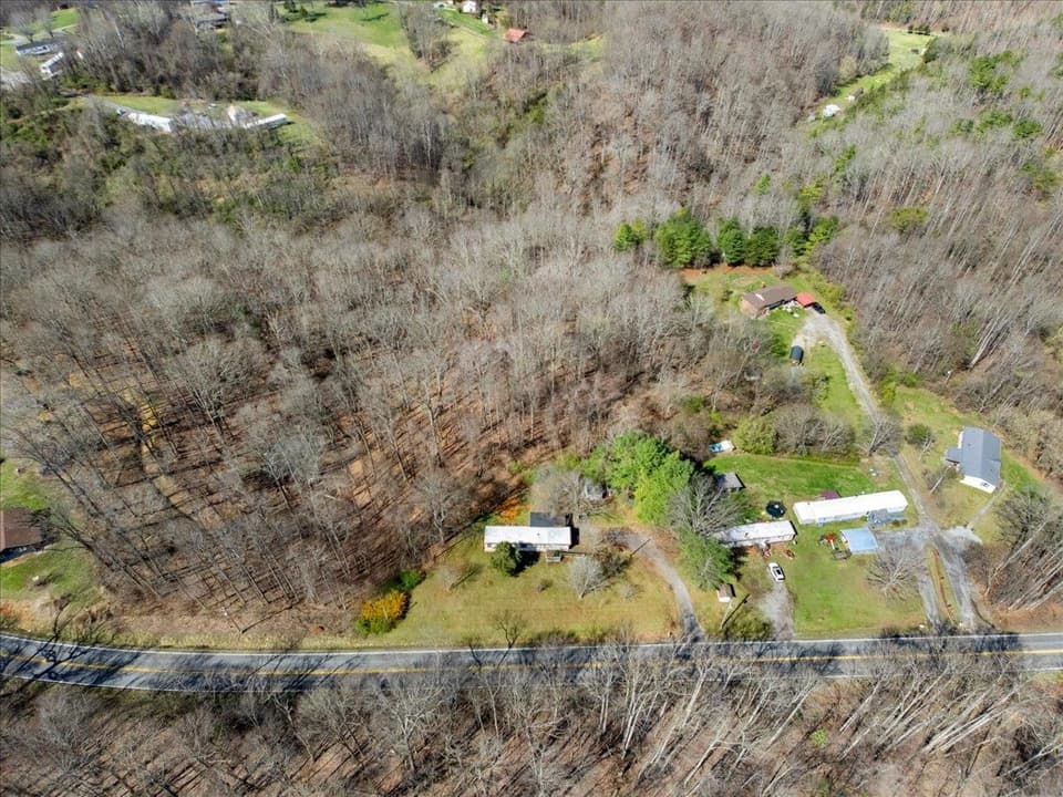 4820 Prices Fork Road, photo 10 of 12