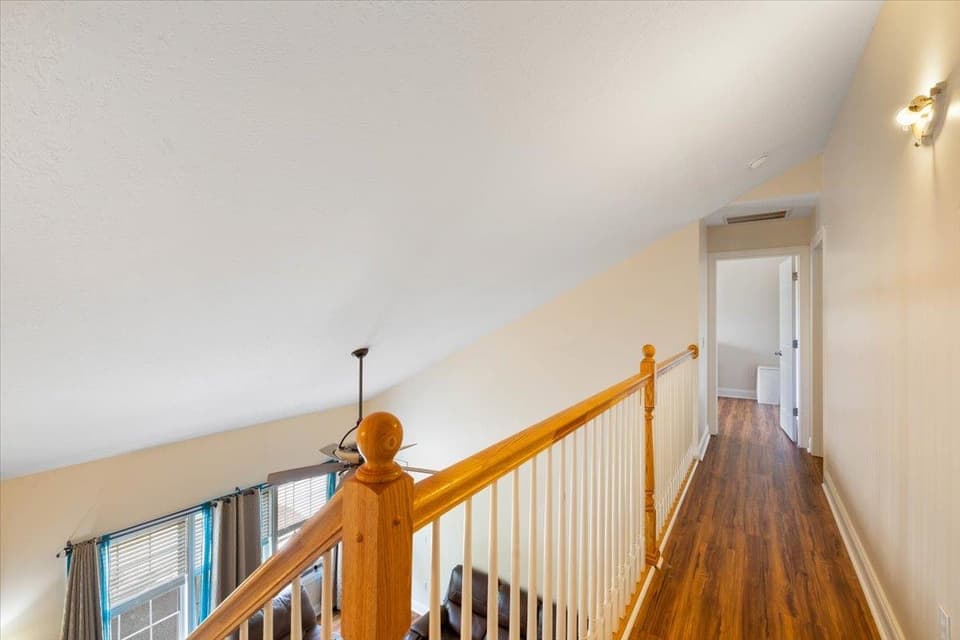 175 Kitty Lane, photo 16 of 34