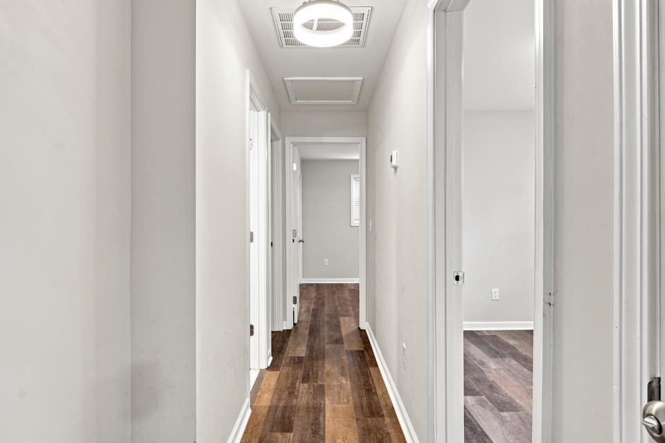 2221 Poff Court, photo 12 of 26