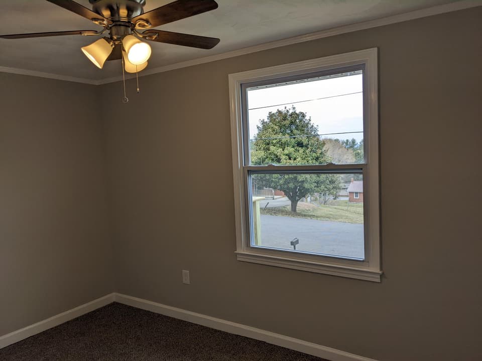 1370 Wall St, photo 32 of 38