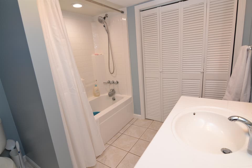 195 Church Street, photo 23 of 40