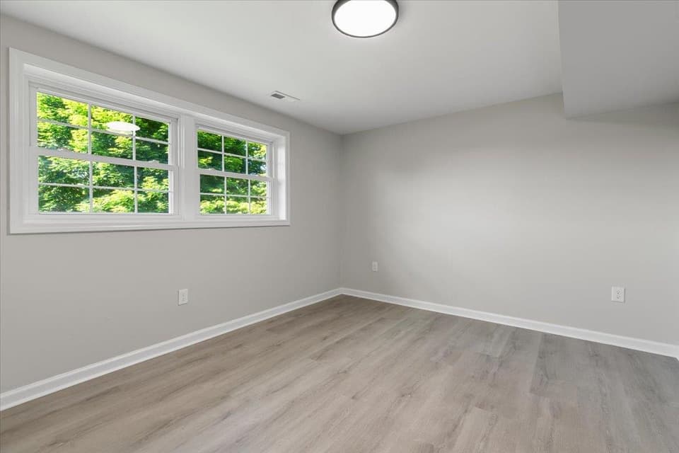 325 Mulberry Drive, photo 22 of 40