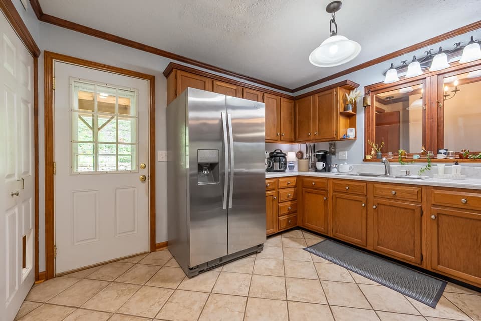 1160 Sherwood Drive, photo 25 of 40