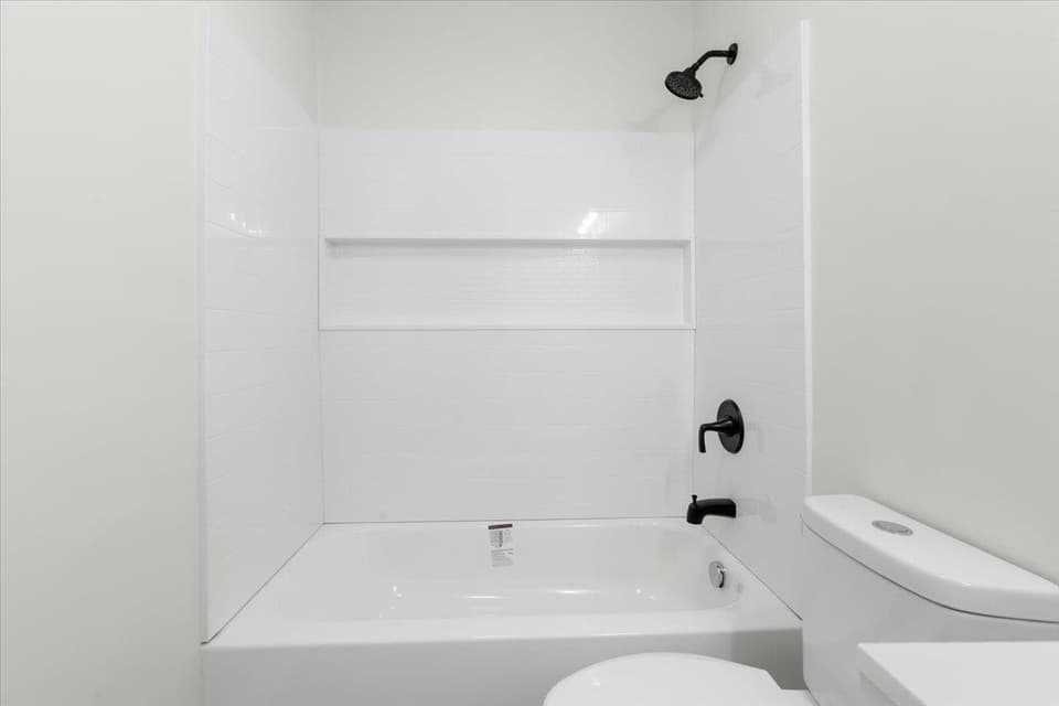 235 Lucas Street NE, photo 18 of 20