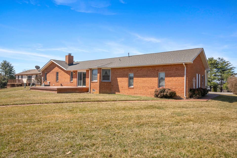1165 Tranquility Viaduct, photo 9 of 40