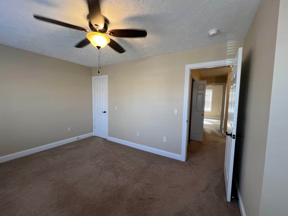135 Willow Oak Drive, photo 13 of 23
