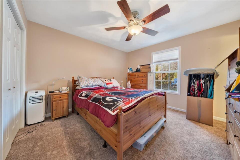 140 Wistaria Drive, photo 11 of 18
