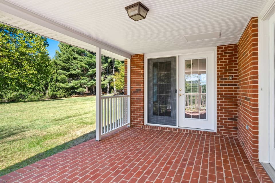 175 Ruby Court, photo 22 of 40