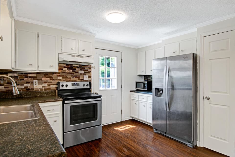 265 Clearview Drive, photo 14 of 40
