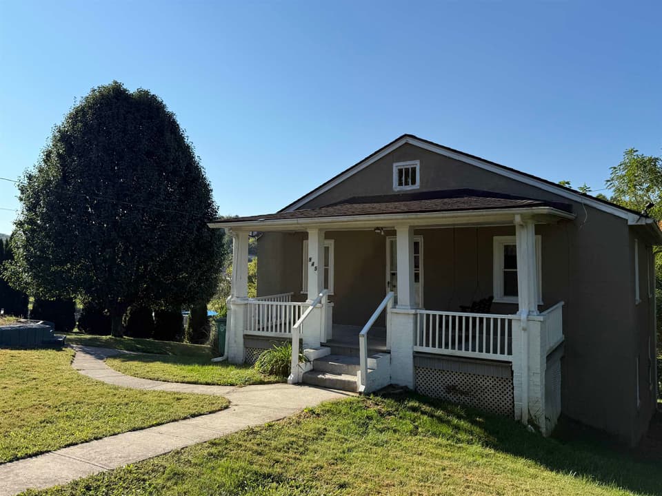 945 Montgomery Street, photo 30 of 31