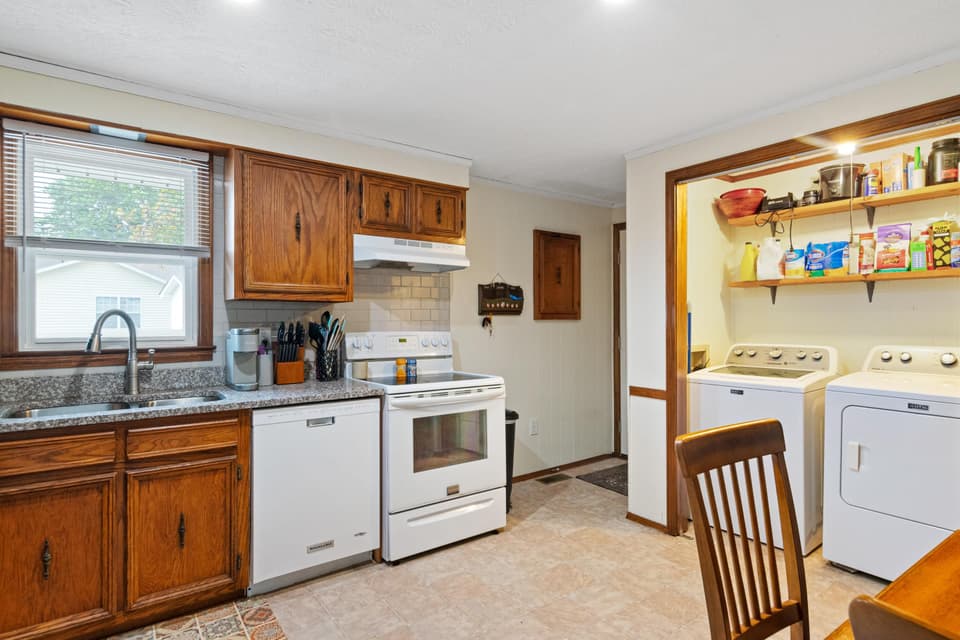 1525 Pine Street, photo 6 of 21