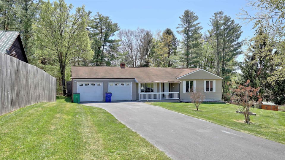 1055 Scott Street, Christiansburg, VA