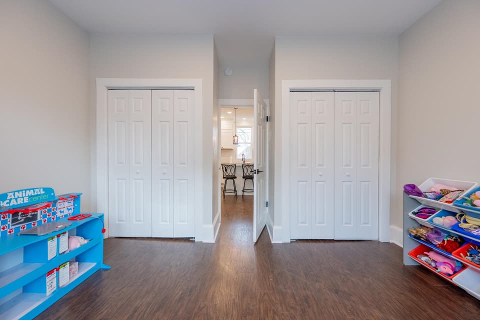 208 Alleghany Street, photo 29 of 40