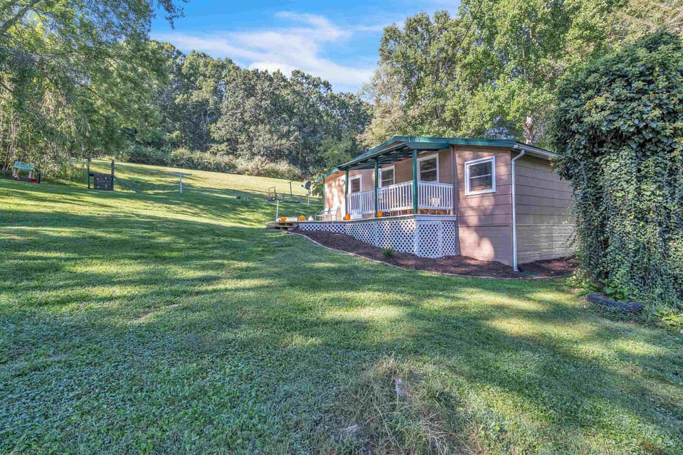 2617 Beech Spring Lane, photo 34 of 40
