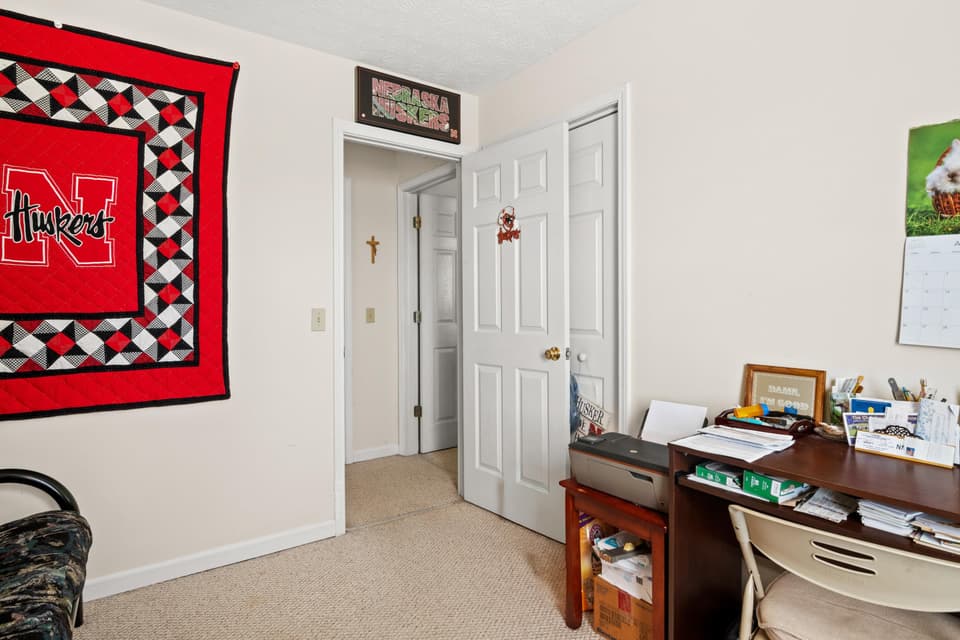 700 Warren Court, photo 25 of 40