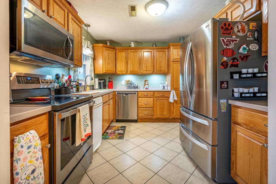 460 Mulberry Drive SW, photo 19 of 40