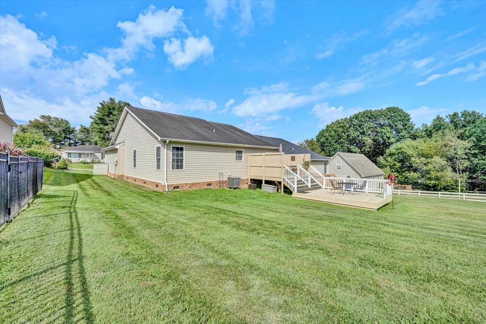 416 Miller Street, photo 33 of 40