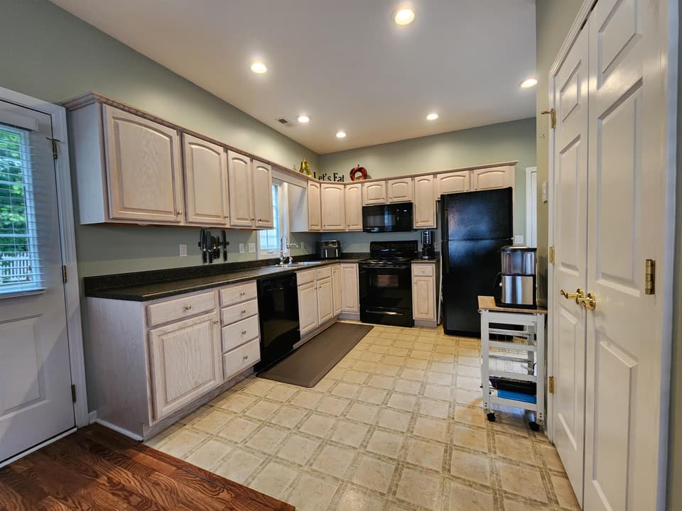 40 Overlook Drive, photo 7 of 19