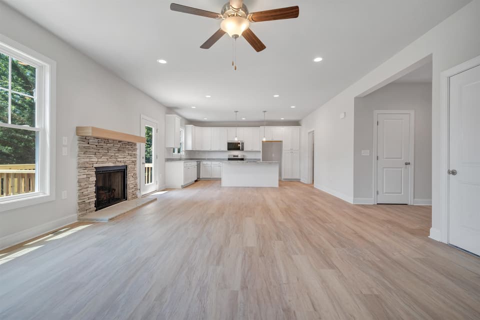 35 Welch Circle, photo 9 of 28