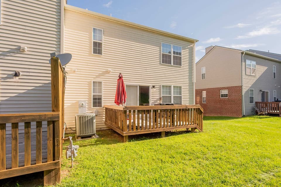 780 Oaktree Boulevard, photo 11 of 40