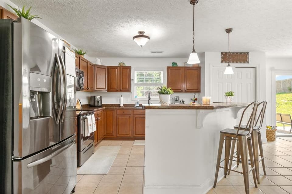 205 Robin Hood Drive, photo 24 of 40