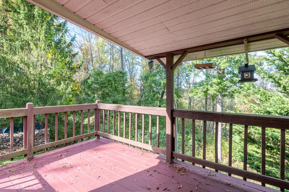 700 Black Bear Run Rd, photo 16 of 39